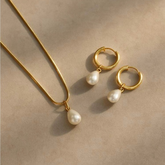 The Unbranded Brand Jewelry - Gold Pearl Drop Necklace and Hoop Earring Set